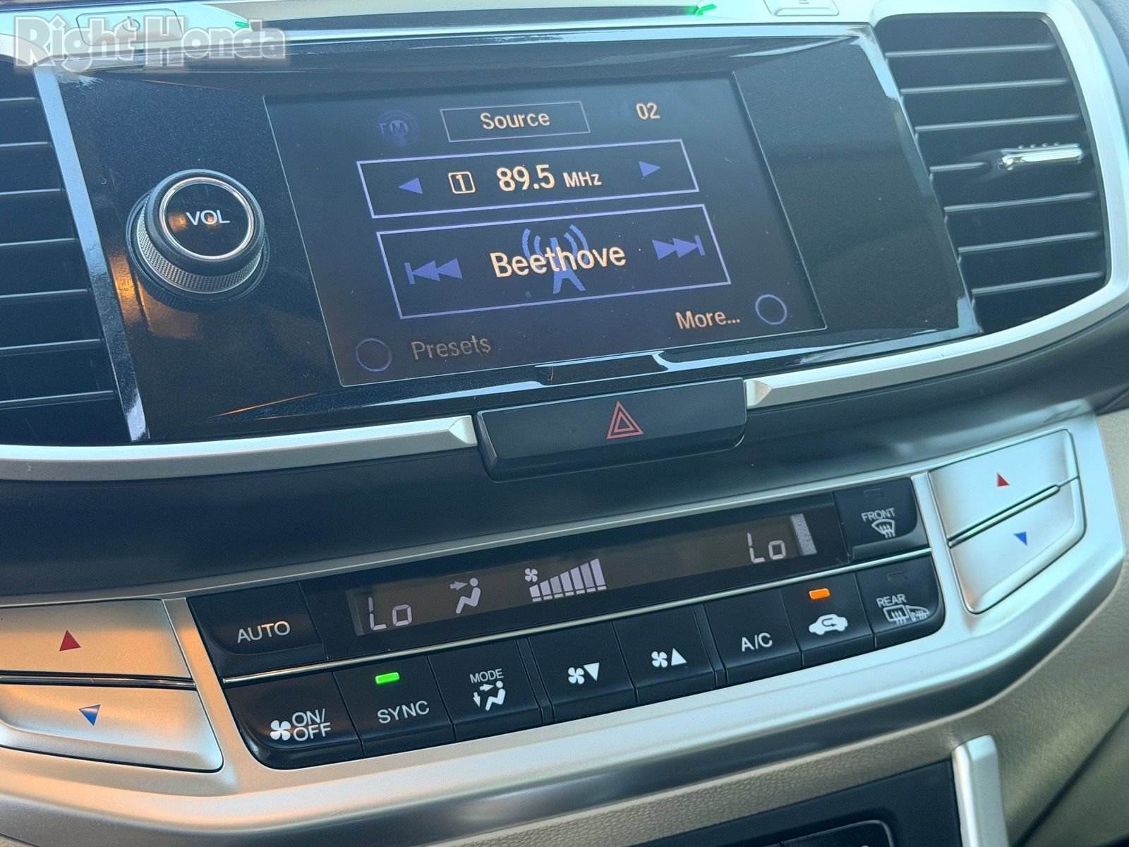 Used 2014 Honda Accord EX-L image 28