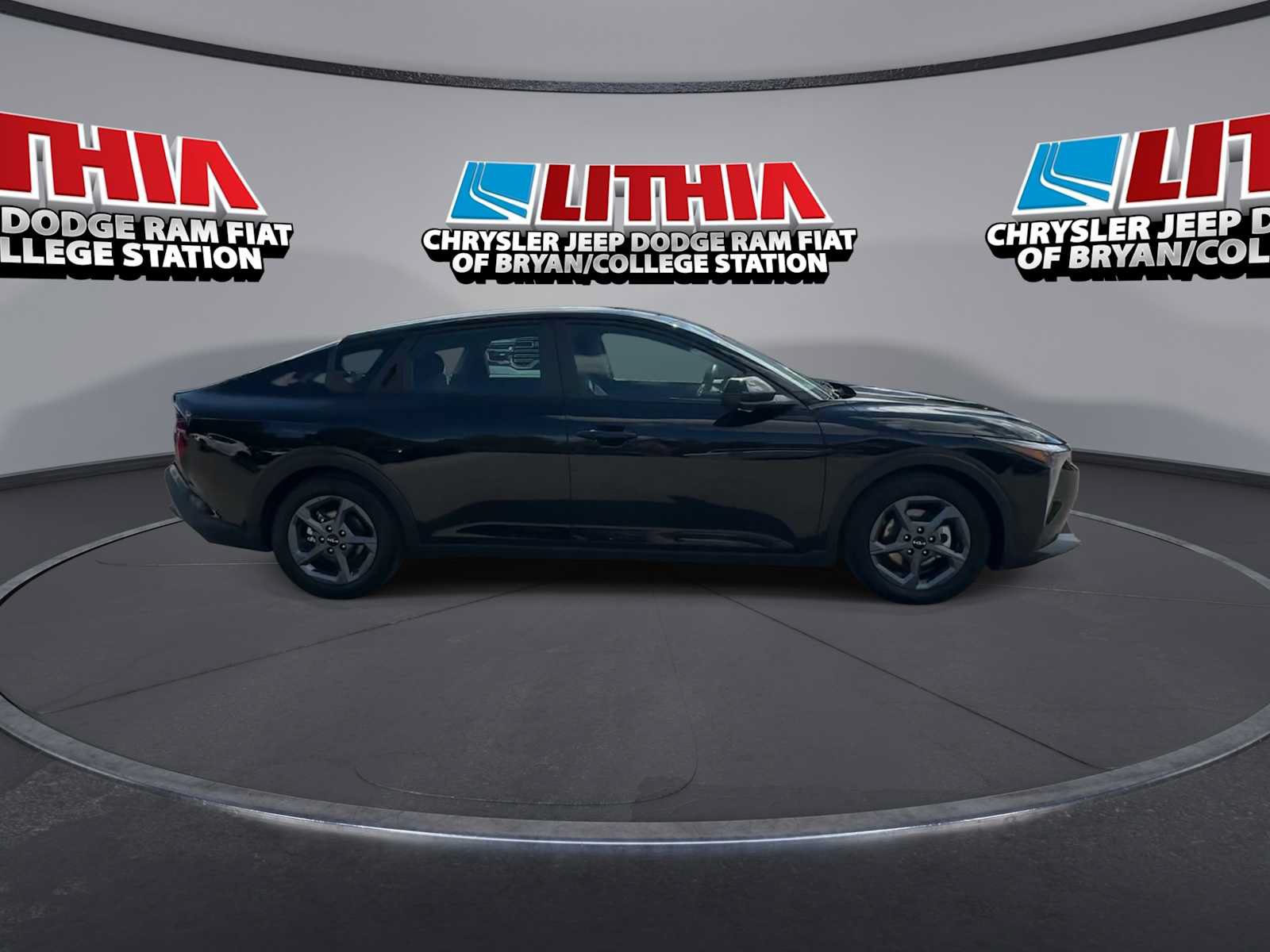 Used 2025 Kia K4 FWD image 9