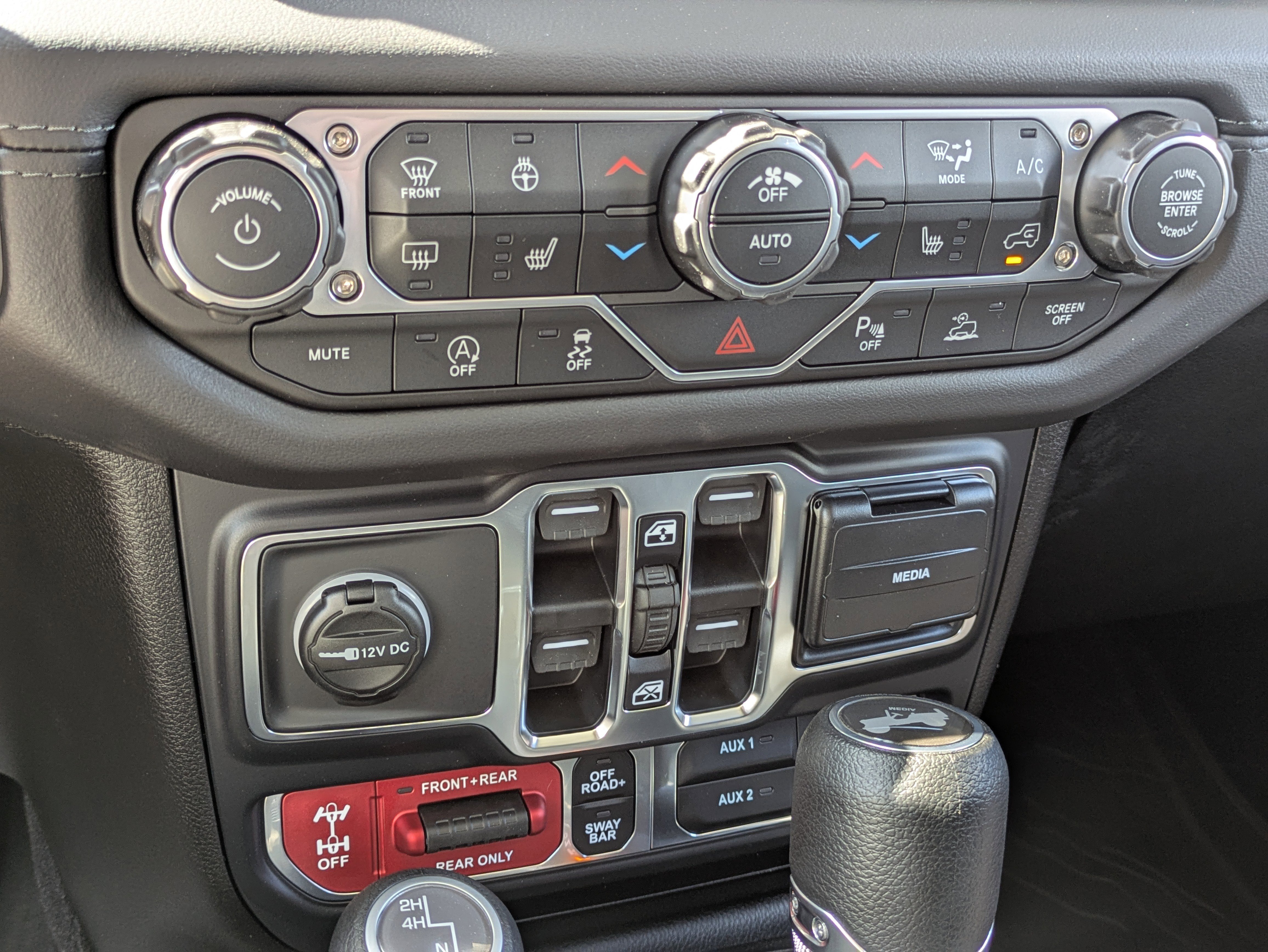 New 2026 Jeep Wrangler Unlimited Rubicon image 14