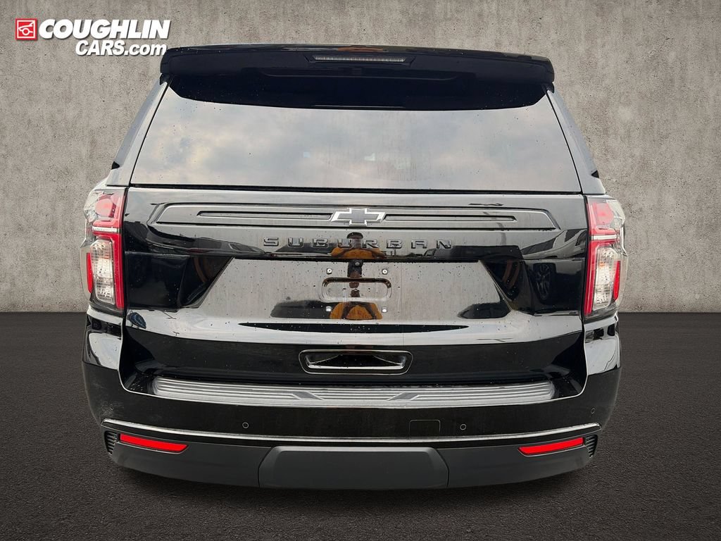 Used 2024 Chevrolet Suburban Z71 w/ Luxury Package AWD/4WD image 7