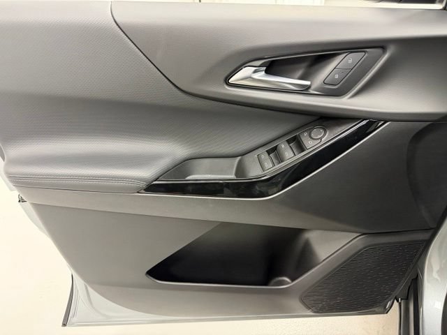 Certified 2025 Chevrolet Equinox LT FWD image 19