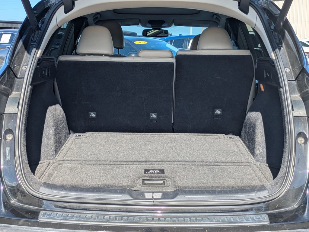 Used 2019 INFINITI QX50 Luxe w/ Navigation Package image 12