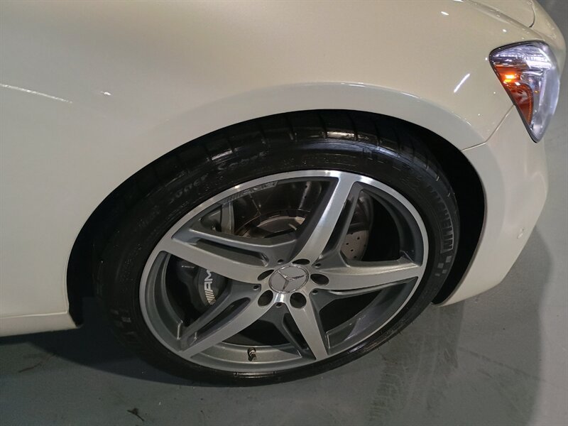 Used 2018 Mercedes-Benz AMG GT Roadster image 53