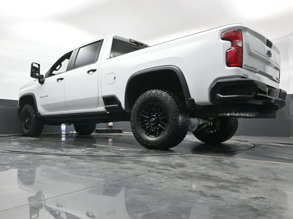 Used 2024 Chevrolet Silverado 2500 ZR2 w/ Technology Package image 52