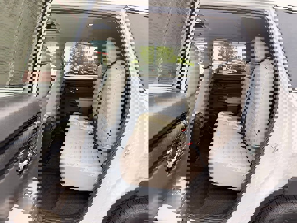 Used 2026 Honda CR-V EX-L image 13