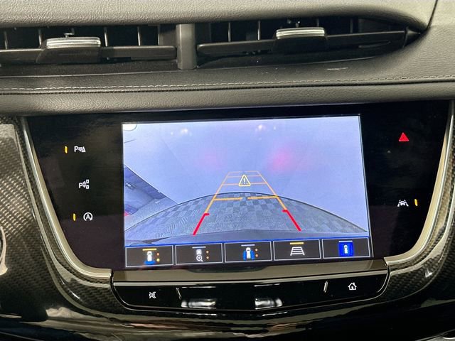 Used 2024 Cadillac XT6 Sport w/ Technology Package AWD/4WD image 14