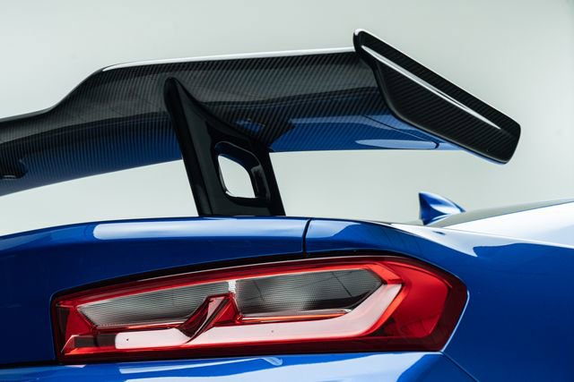 Used 2017 Chevrolet Camaro ZL1 RWD image 15
