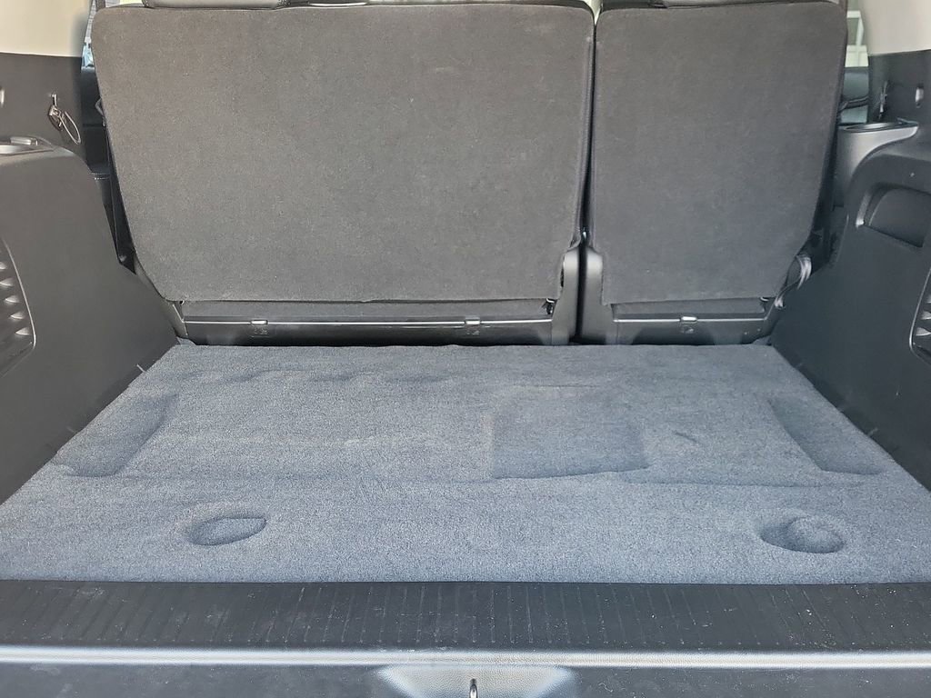 Used 2020 Chevrolet Tahoe LS w/ Enhanced Driver Alert Package image 16