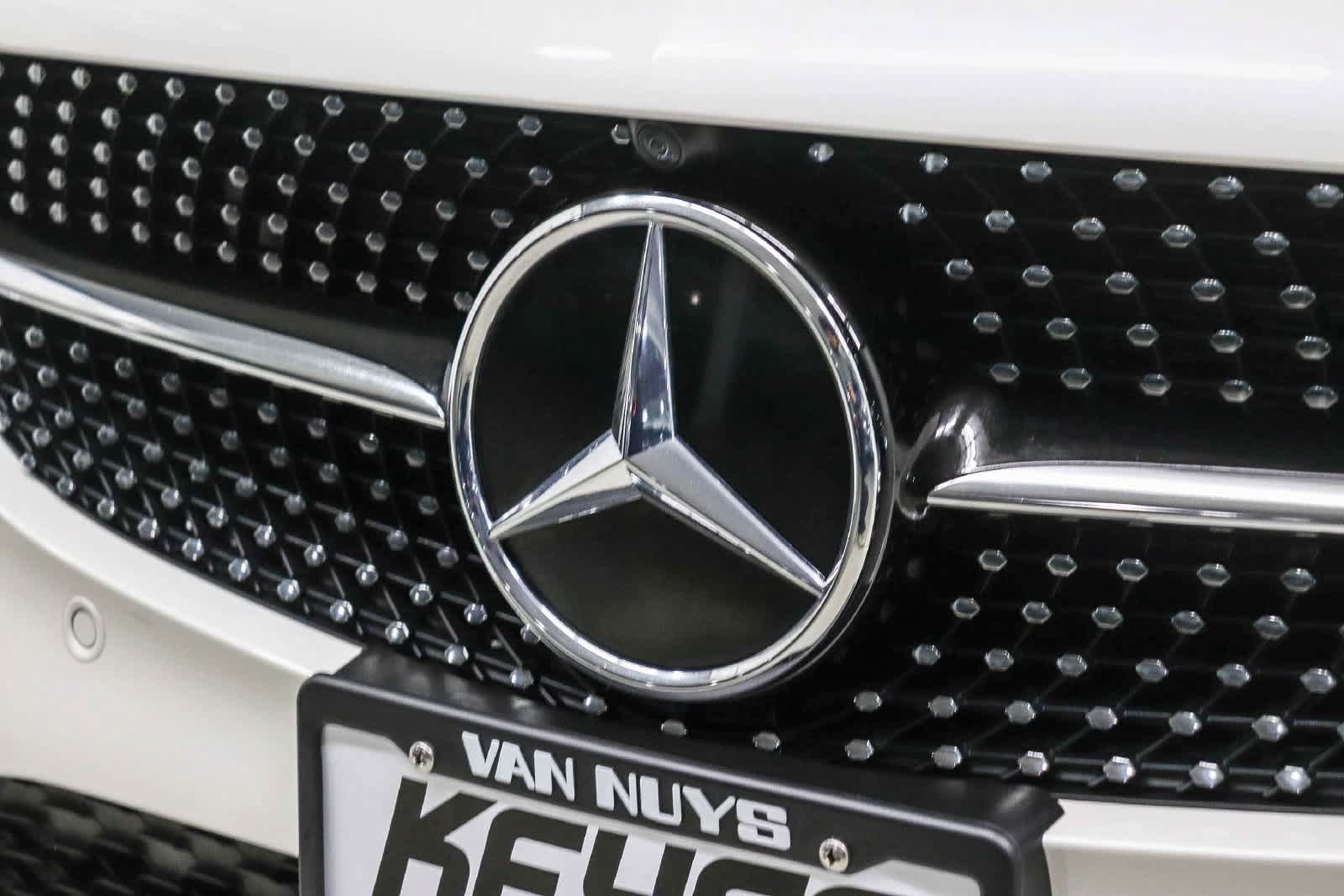 Used 2022 Mercedes-Benz C 300 Coupe image 9