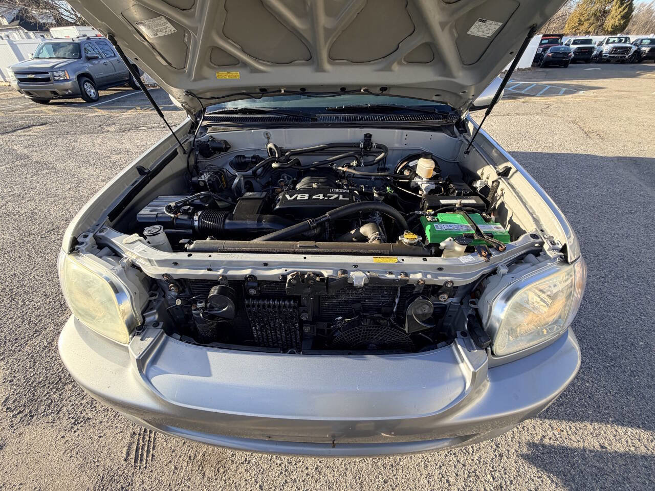 Used 2005 Toyota Sequoia SR5 image 56