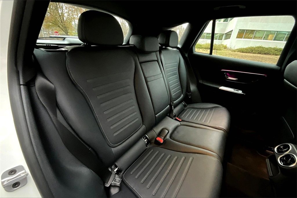 Certified 2025 Mercedes-Benz GLC 43 AMG 4MATIC image 29