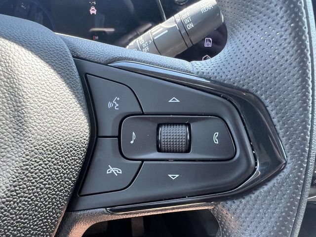Certified 2024 Chevrolet Trax LT FWD image 25