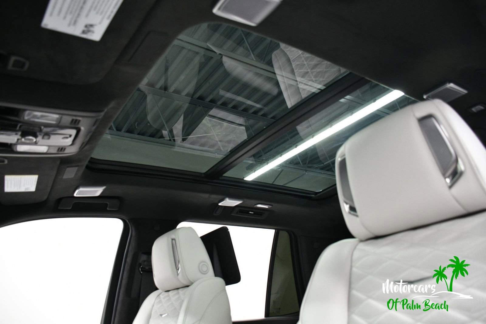 Used 2026 Cadillac Escalade V w/ LPO, ONYX Package image 24