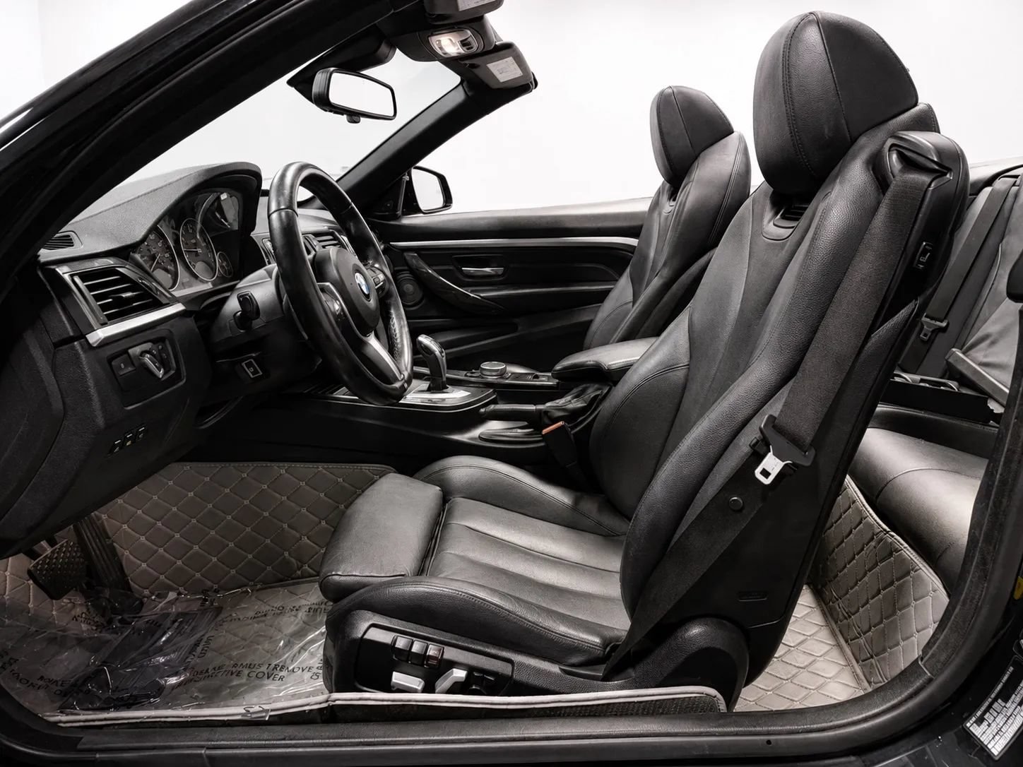 Used 2017 BMW 440i xDrive Convertible AWD/4WD image 12