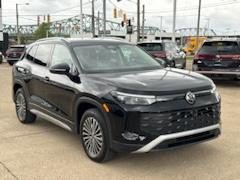 Used 2025 Volkswagen Tiguan S w/ 18" Wheel Package AWD/4WD image 8
