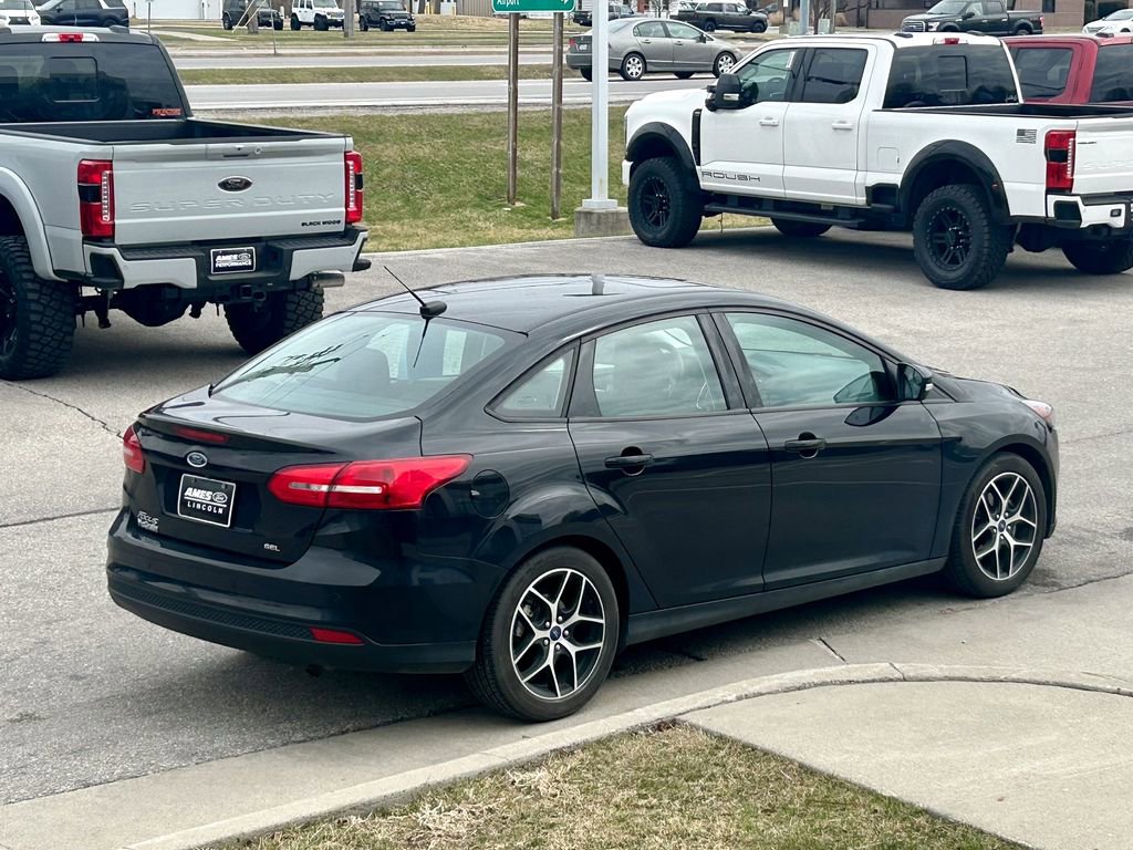 Certified 2018 Ford Focus SEL image 6