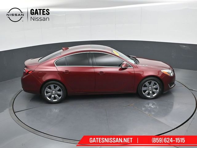 Used 2017 Buick Regal Premium w/ Driver Confidence Package #2 FWD image 43