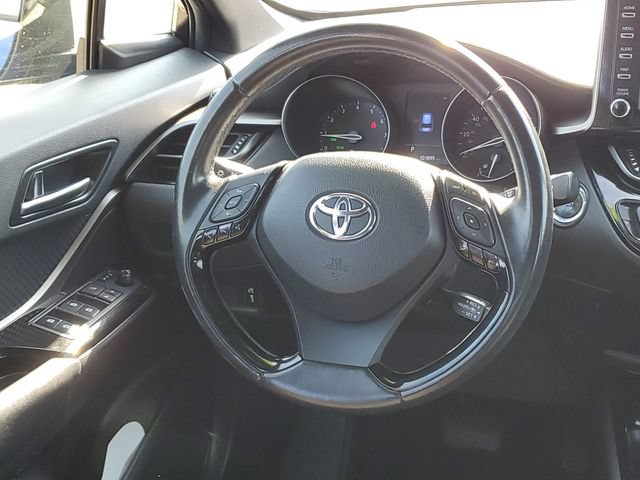 Used 2019 Toyota C-HR XLE FWD image 25