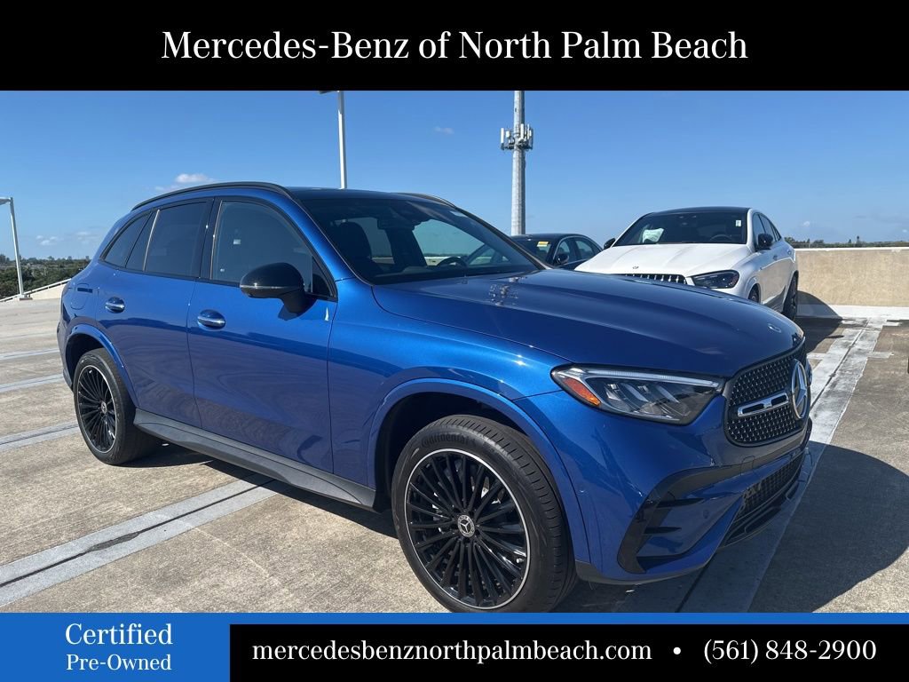 Used 2023 Mercedes-Benz GLC 300 4MATIC image 3