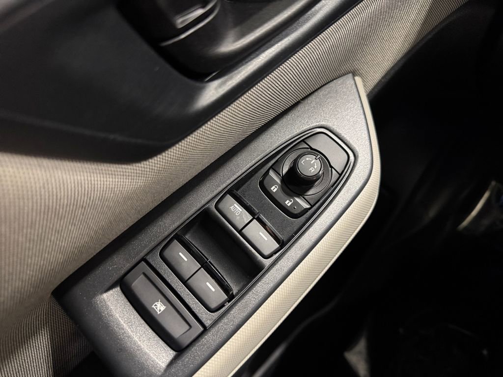 Certified 2025 Subaru Forester image 17
