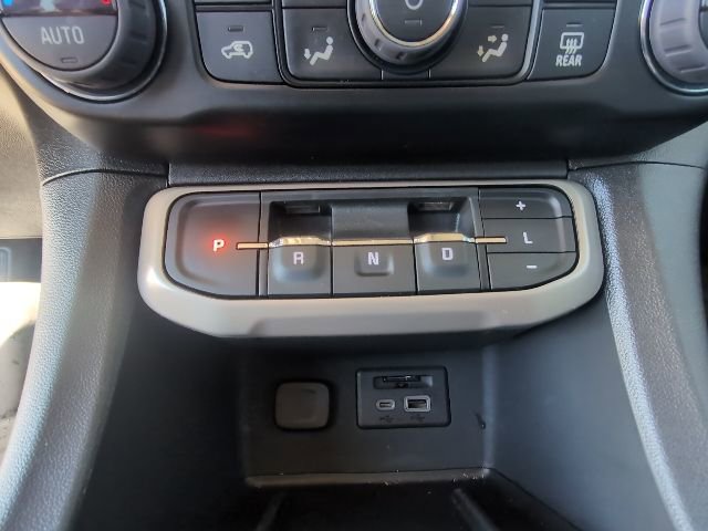 Used 2023 GMC Acadia Denali w/ Black Diamond Edition image 21