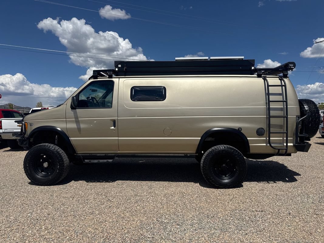 Used 2000 Ford E-350 and Econoline 350 Extended Super Duty RWD image 4