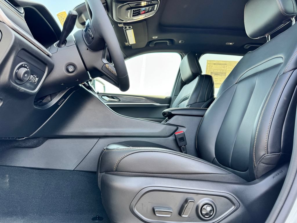 New 2026 Jeep Grand Cherokee L Limited AWD/4WD image 19