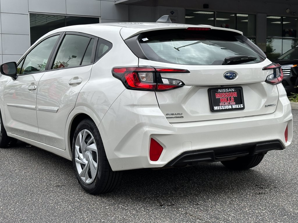 Used 2024 Subaru Impreza 2.0i AWD/4WD image 5