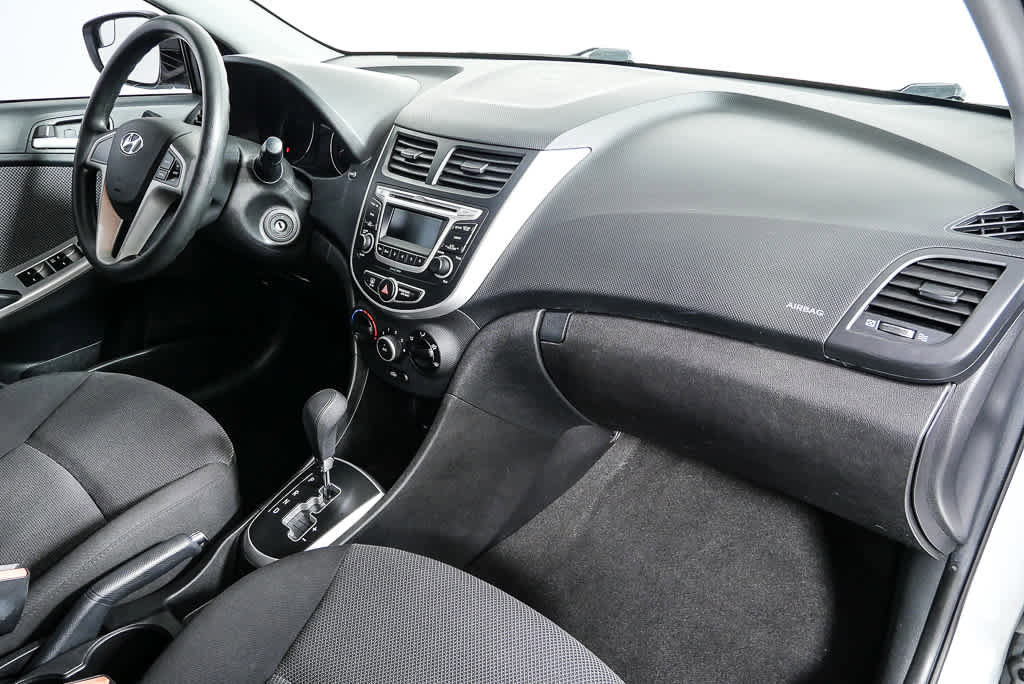 Used 2014 Hyundai Accent GS image 24