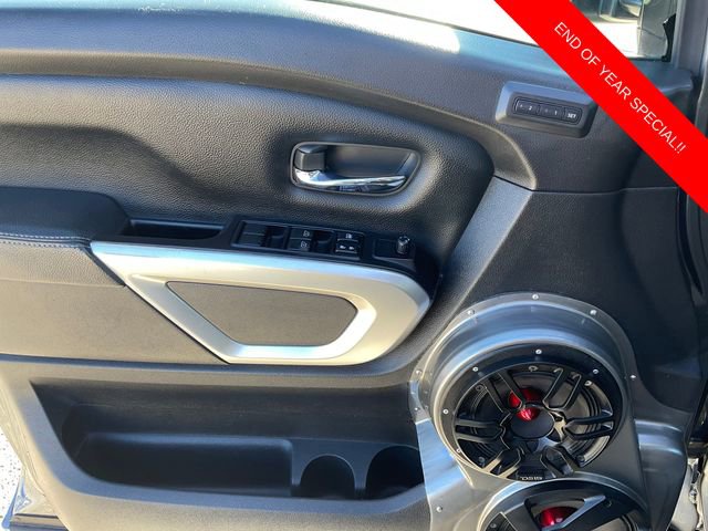 Used 2019 Nissan Titan PRO-4X w/ Pro-4x Convenience Package image 12