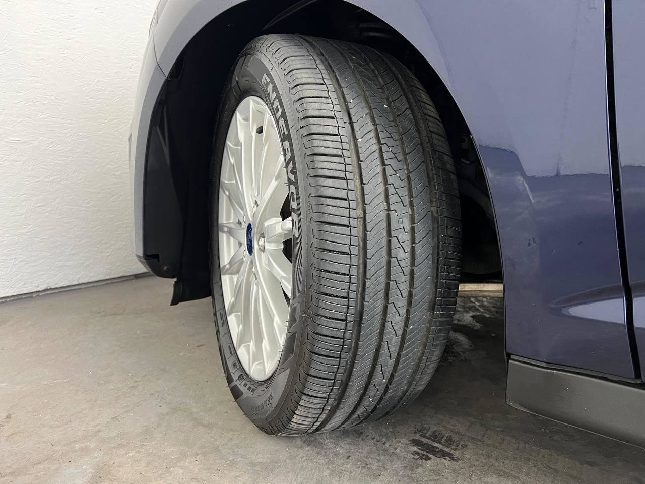 Used 2016 Ford C-MAX SE w/ Cargo Management Package image 30