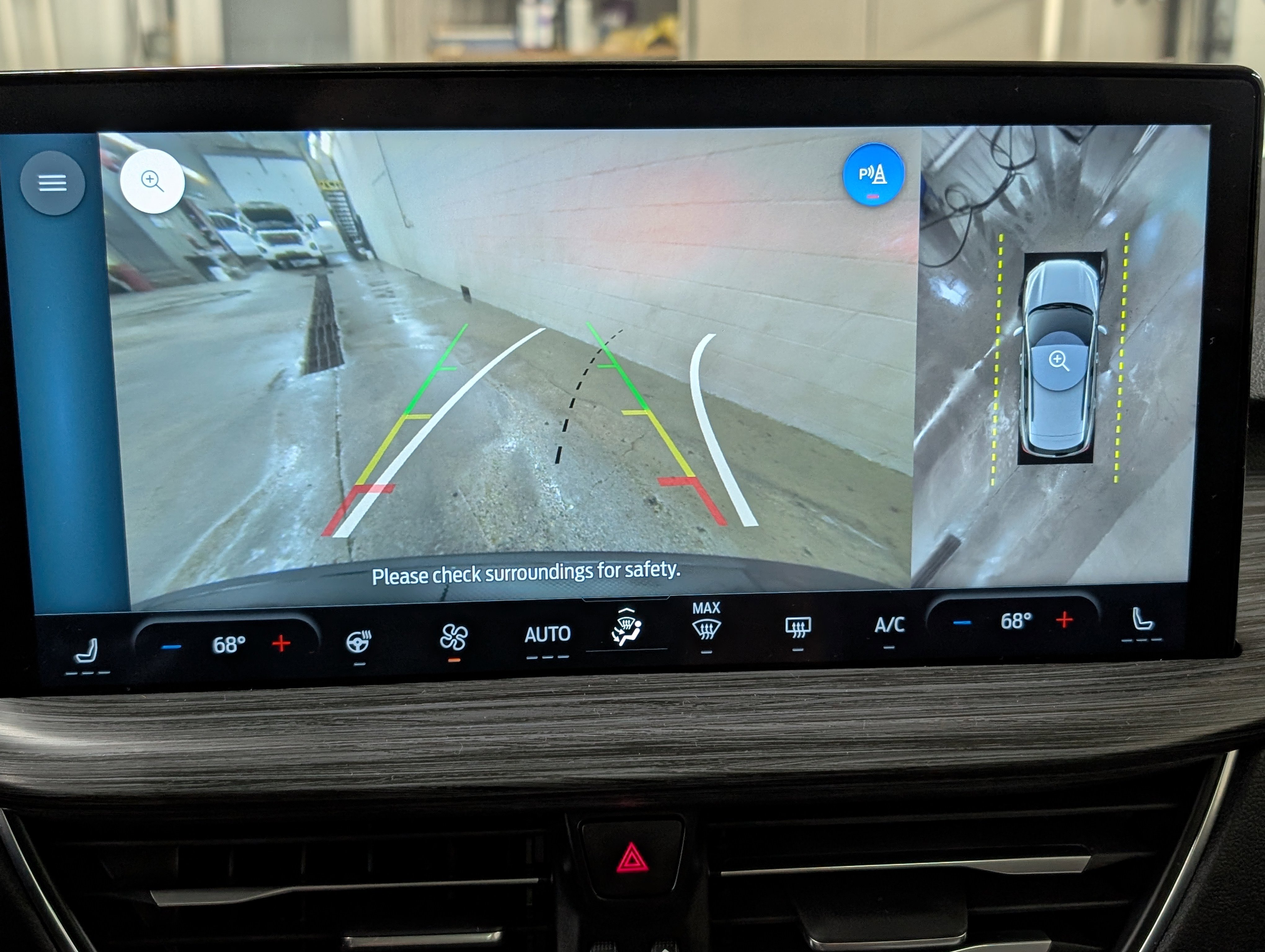 Used 2024 Ford Escape Platinum image 21