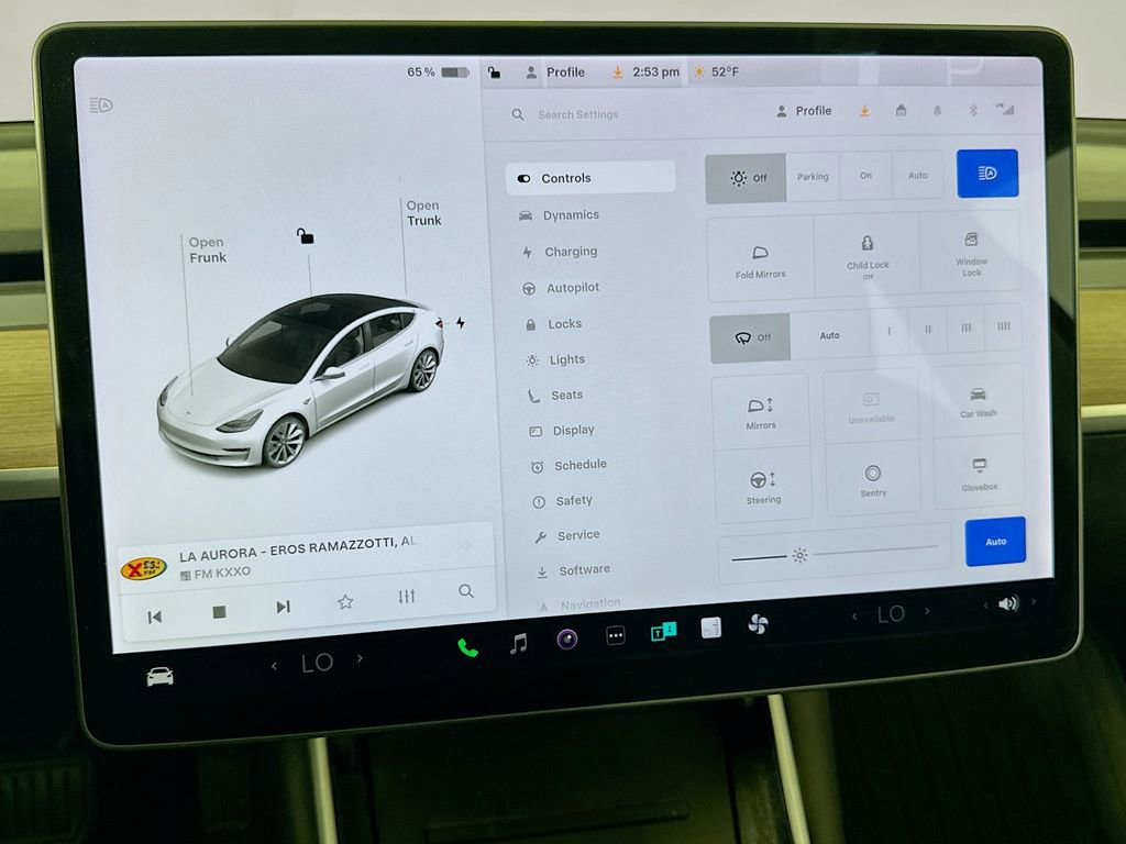 Used 2018 Tesla Model 3 Long Range image 29