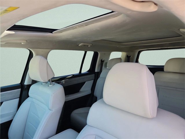 Used 2025 Hyundai Santa Fe Calligraphy image 16