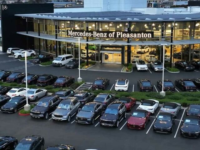 Used 2019 Maserati Ghibli S image 3