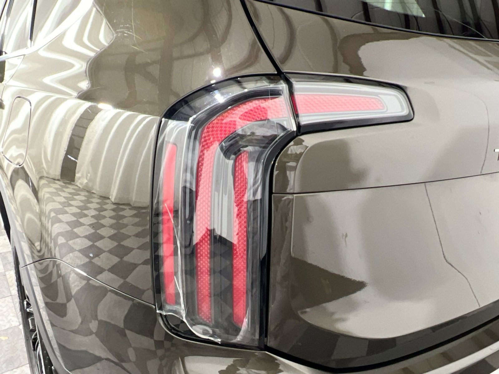Used 2023 Kia Telluride SX image 16