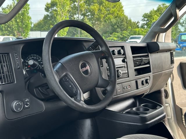 Used 2016 GMC Savana 3500 RWD image 20
