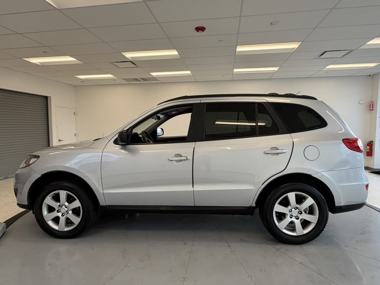 Used 2010 Hyundai Santa Fe GLS image 4