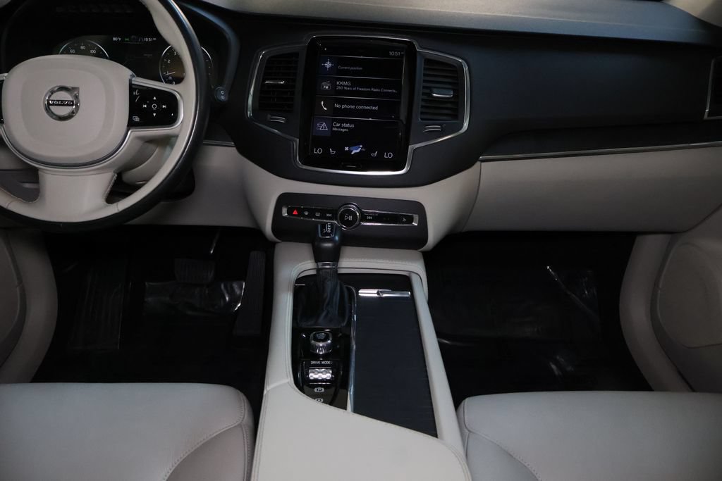Used 2020 Volvo XC90 T6 Momentum w/ Protection Package Premier AWD/4WD image 21