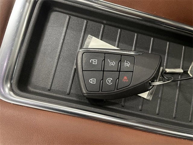 Used 2023 GMC Yukon XL Denali Ultimate w/ LPO, Floor Liner Package image 38