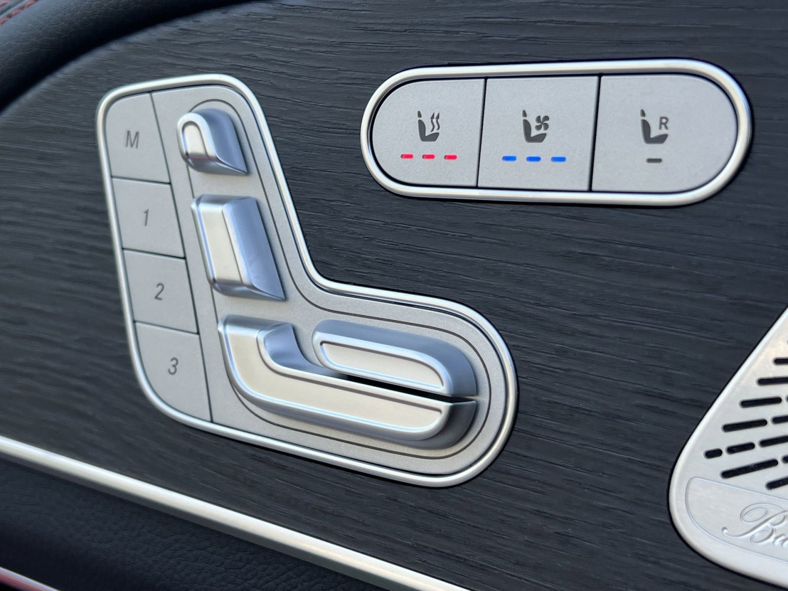 New 2026 Mercedes-Benz GLE 53 AMG 4MATIC Coupe image 34