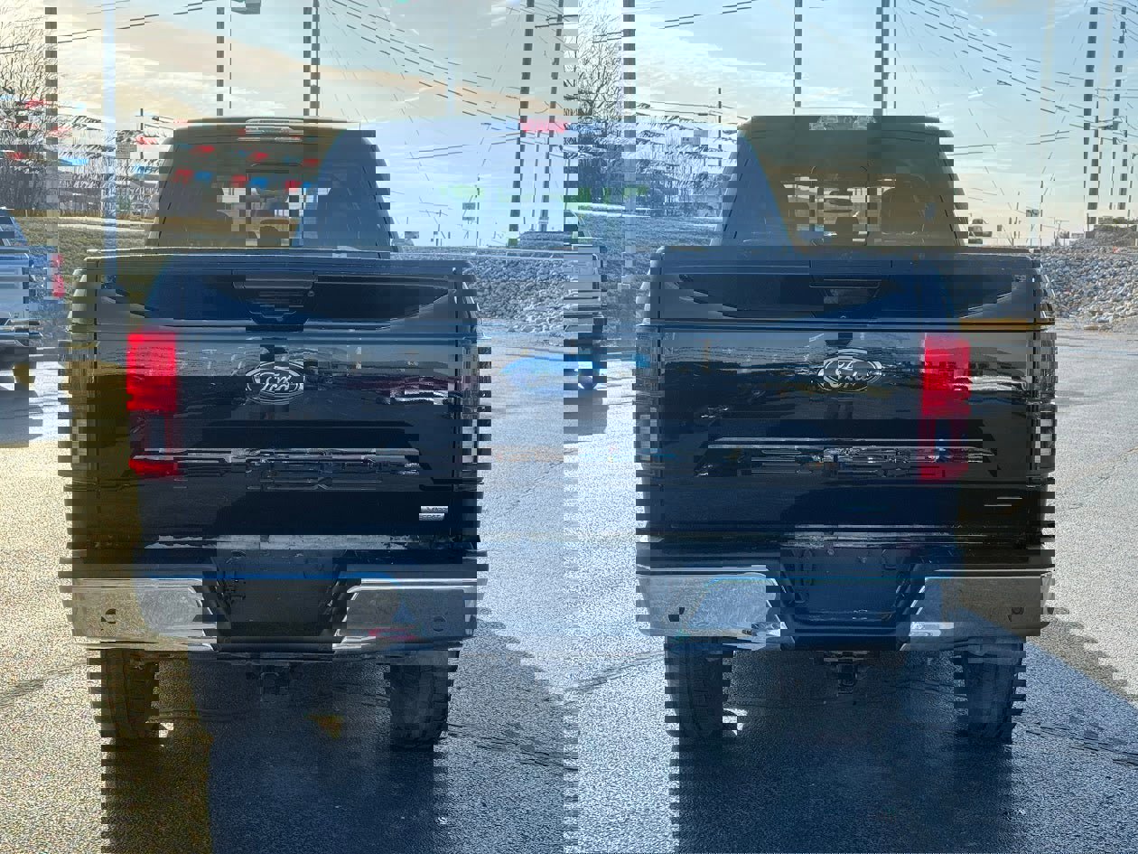 Used 2018 Ford F150 Lariat w/ Equipment Group 501A Mid image 6