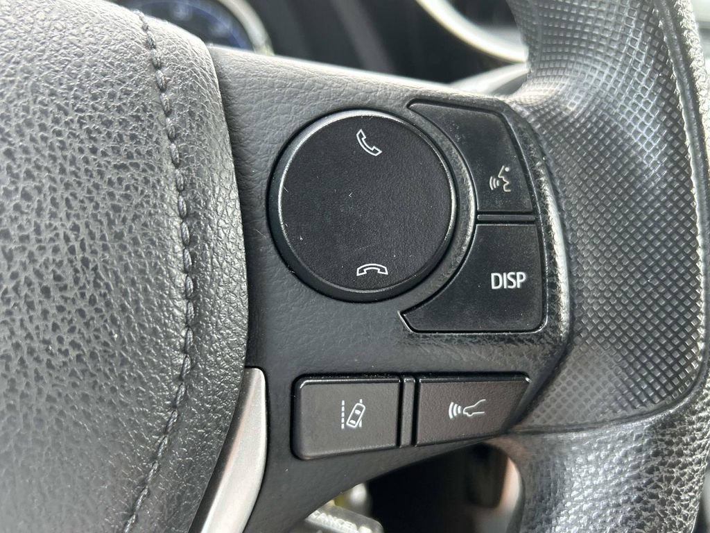 Used 2018 Toyota Corolla LE FWD image 27