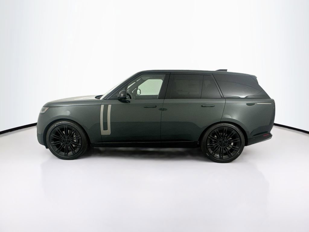 New 2026 Land Rover Range Rover SE image 8