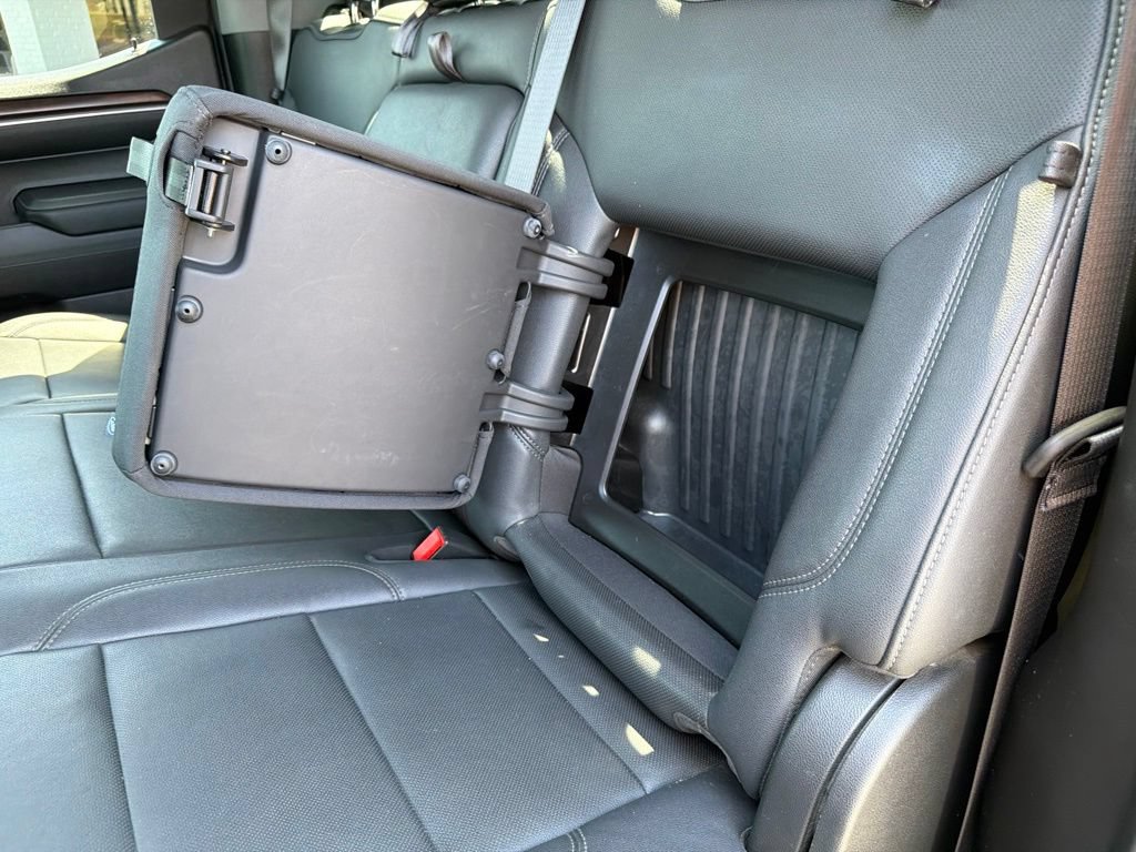 Used 2024 GMC Sierra 1500 SLT w/ SLT Premium Plus Package RWD image 38