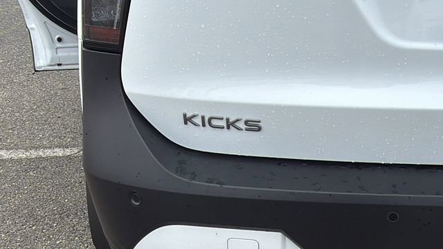 New 2026 Nissan Kicks SV w/ Cold Weather Package image 12