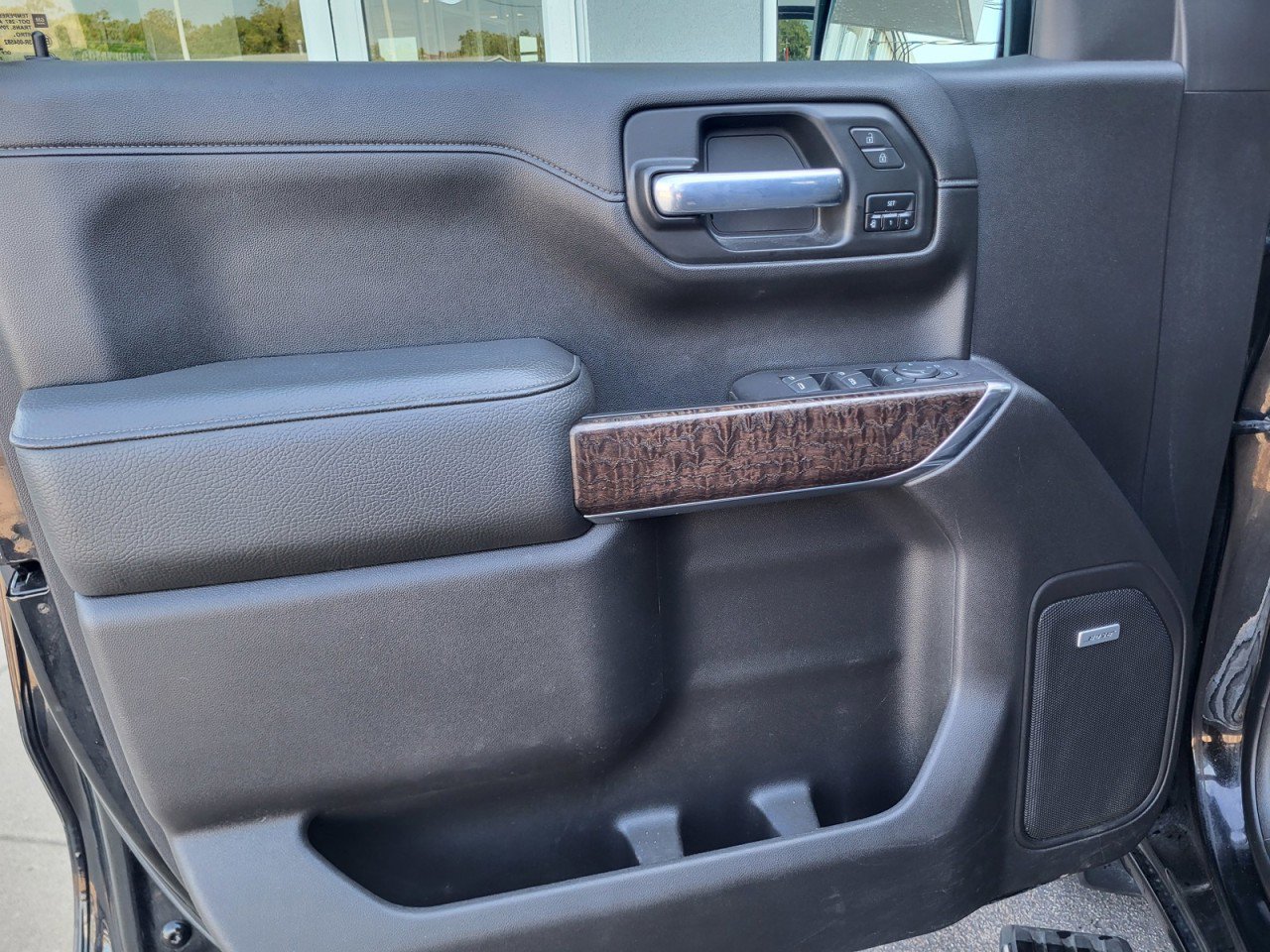 Used 2021 GMC Sierra 1500 Denali w/ Denali Ultimate Package image 24