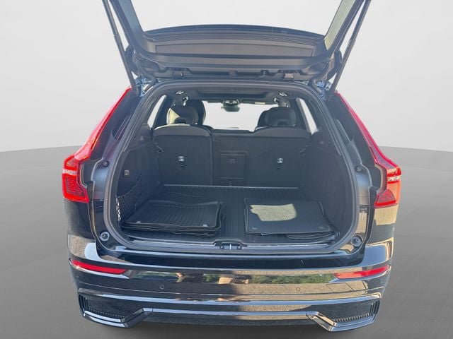 New 2026 Volvo XC60 B5 Ultra w/ Climate Package AWD/4WD image 21