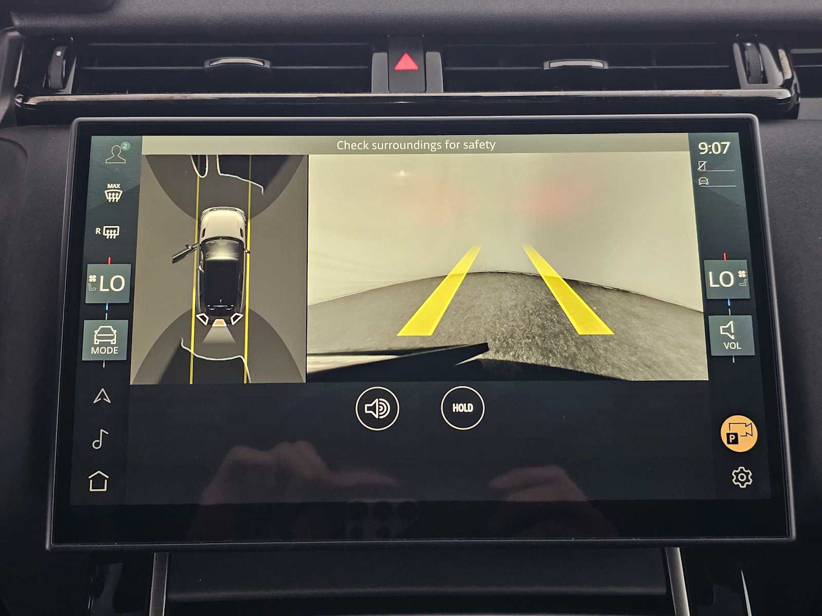 Used 2024 Land Rover Range Rover Velar Dynamic SE image 26