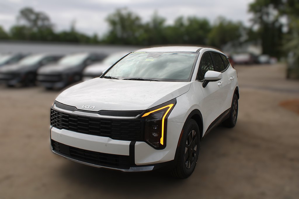 New 2027 Kia Sportage LX FWD image 14